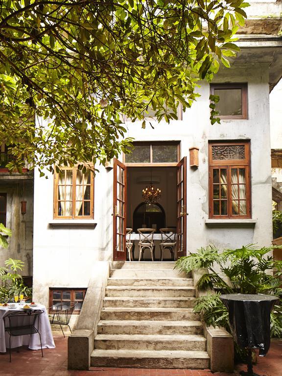 Hotel Clementinas