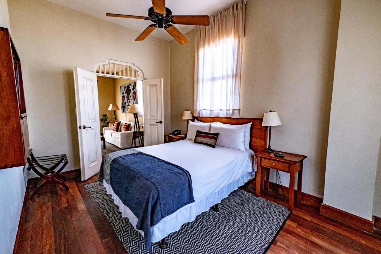 Hotel Clementinas 3*